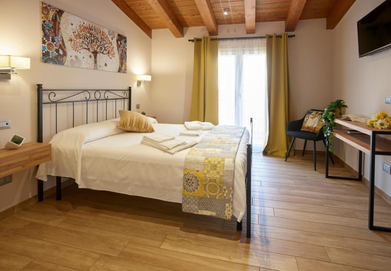 Il Beccaria Relais B&B Fondi Exterior photo